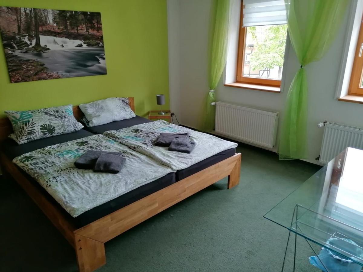 Ferienwohnung Hase ターレ エクステリア 写真